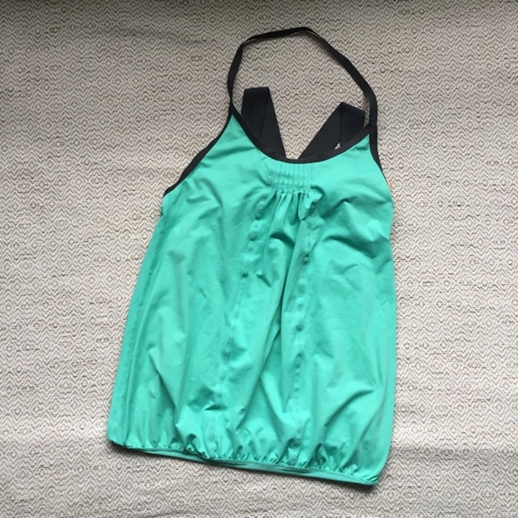 Lululemon Awareness tank - Picture 2 of 5